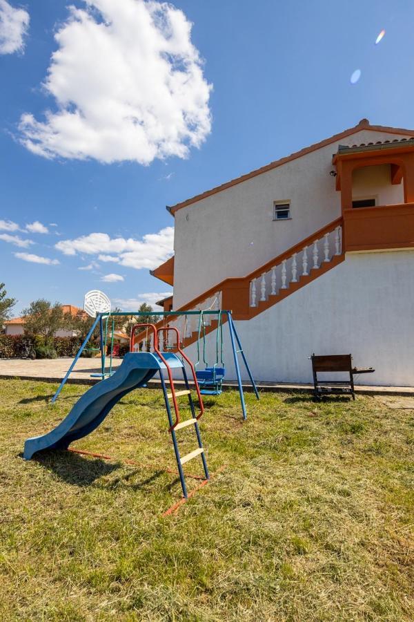 Apartment Pasman 8274A Dış mekan fotoğraf